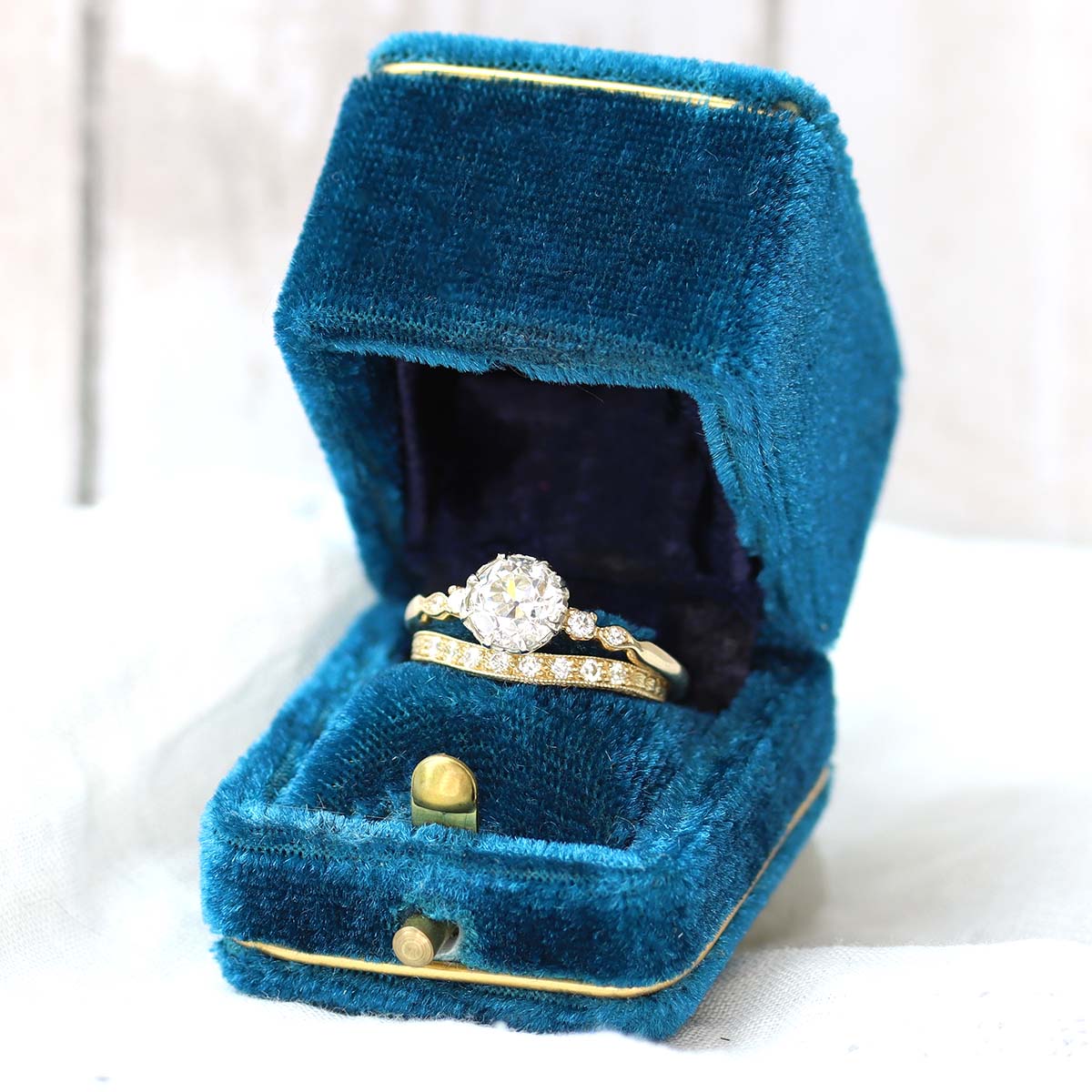 14k Yellow Gold Curved Diamond Band #L1120Y14 Default Title