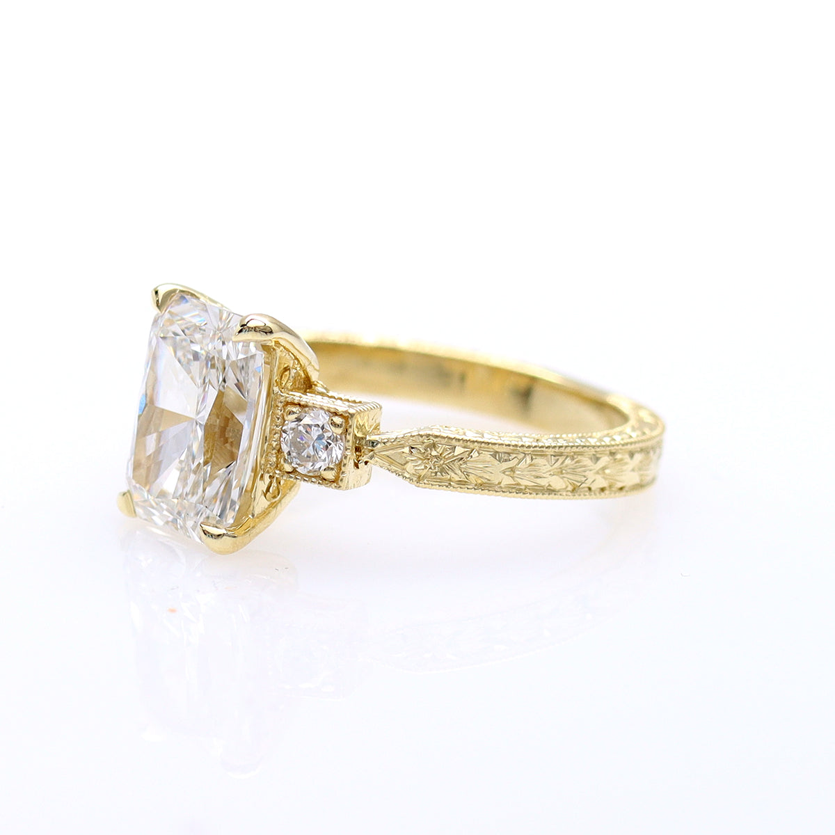 The Sharan Radiant Cut Diamond Engagement Ring #3665RCHE-1