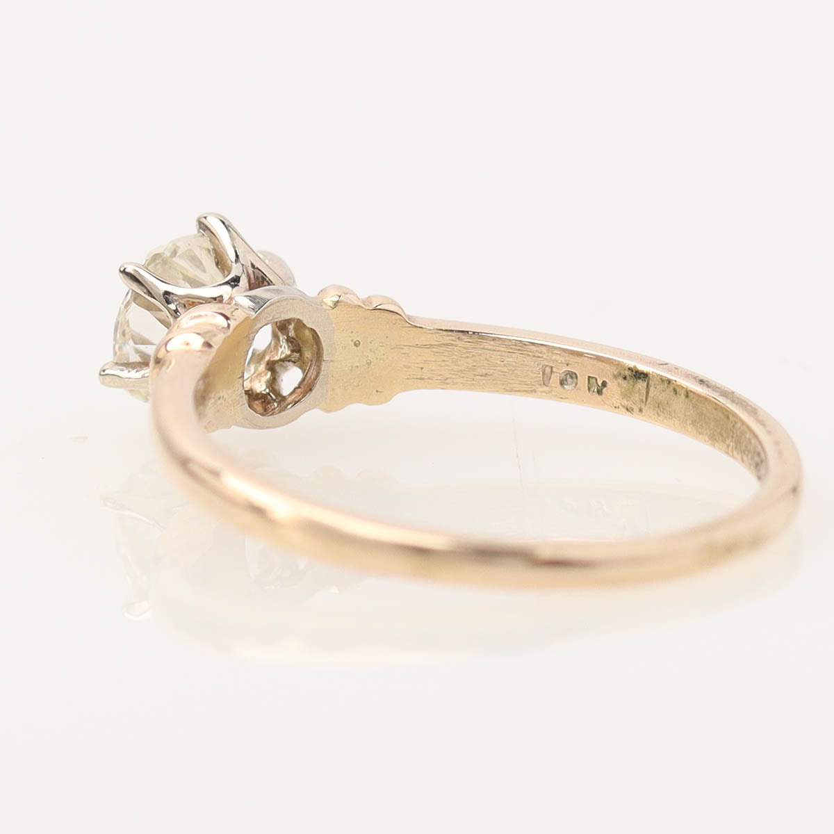 Art Déco Old Mine Cut Diamond and Yellow Gold Engagement Ring #R160204-04