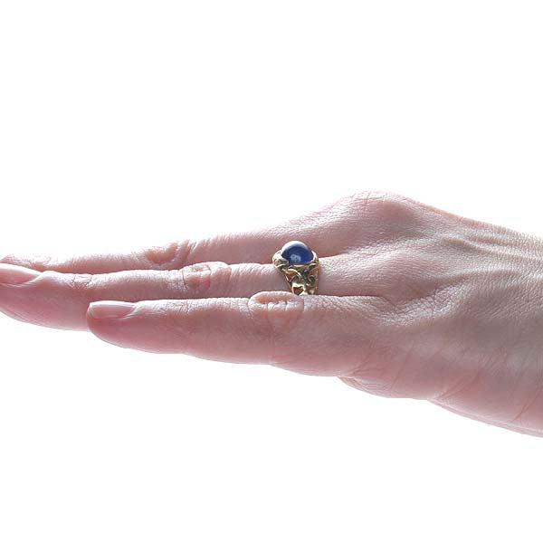 Art Nouveau Cabochon sapphire ring. #VR0414-04