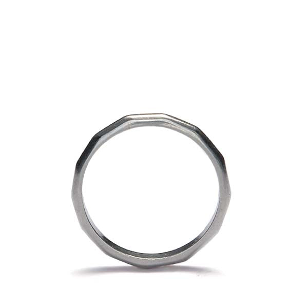 Vintage Facet-top Platinum wedding band #VR140811-01a