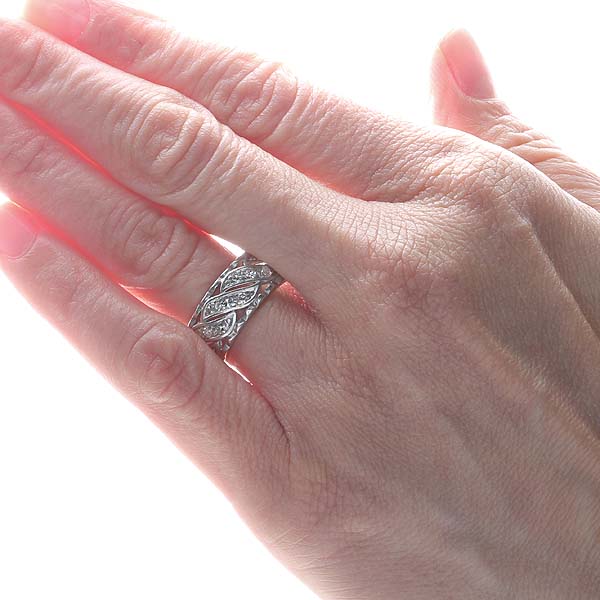 Vintage Platinum Wedding Band. #VWB-54