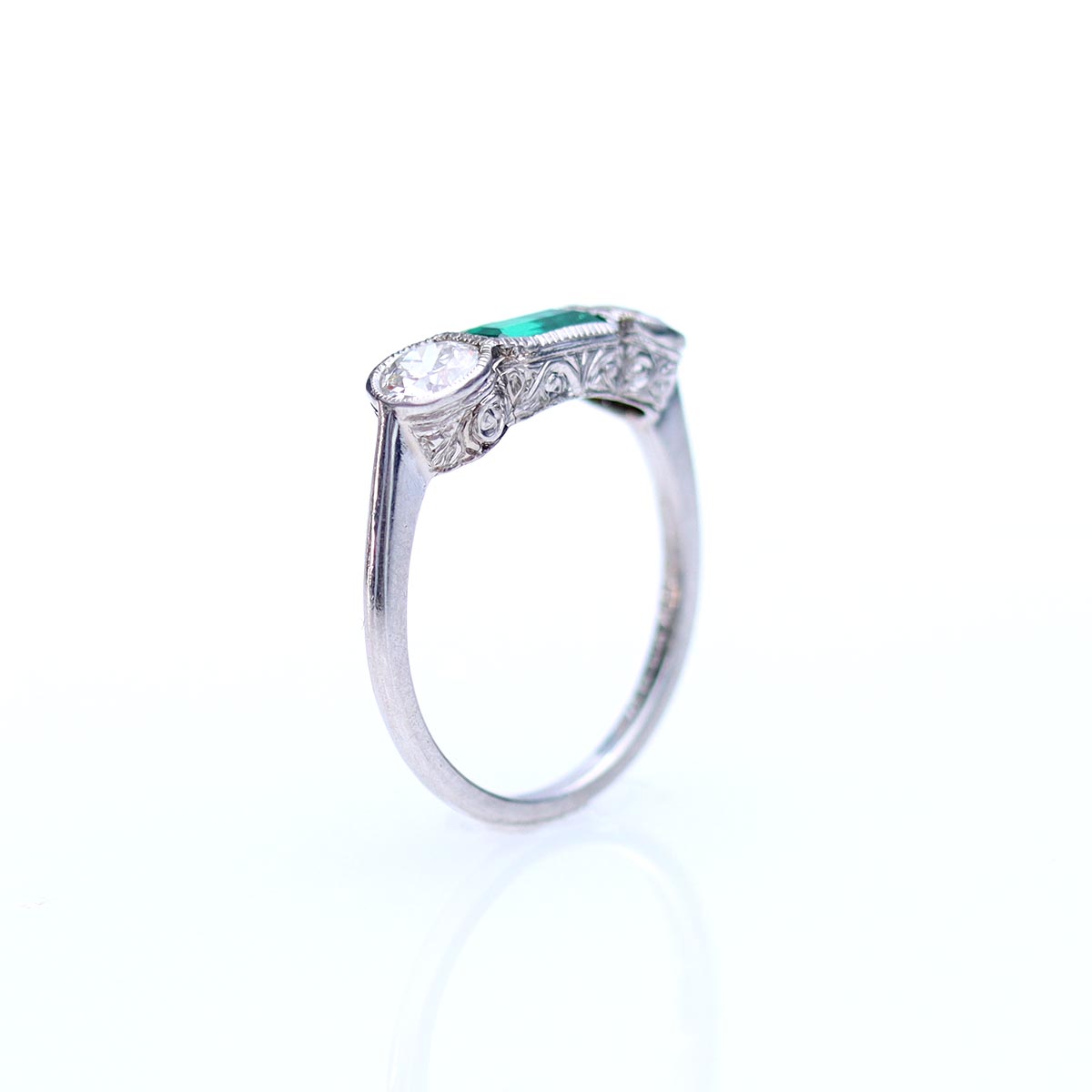 Emerald and Diamond Art Déco Ring #VR250225-3 - Engagement Rings