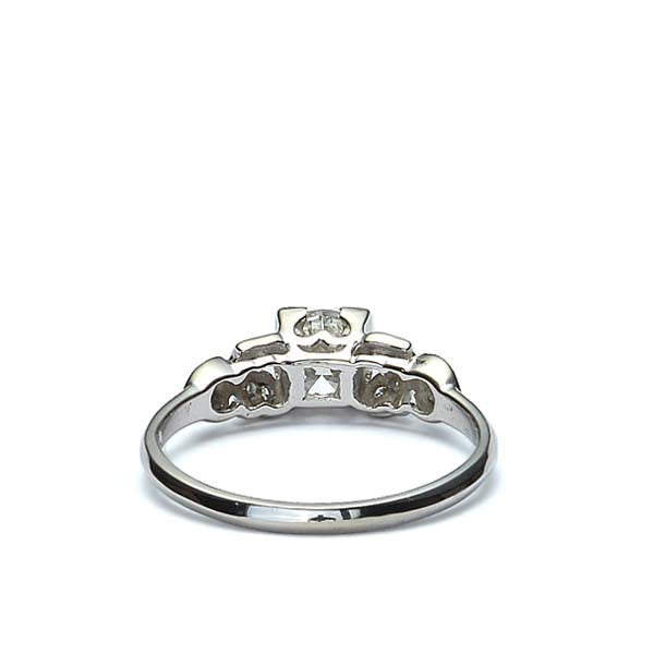 Reproduction of an Art Déco Engagement Ring #3154-3 - Engagement Rings