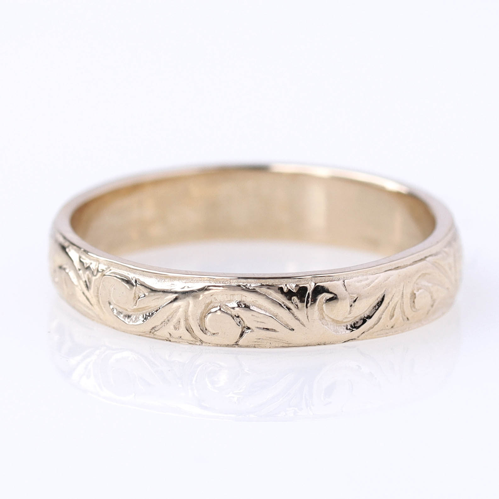Men's Art Déco Inspired 14k Gold Wedding Band #L1039