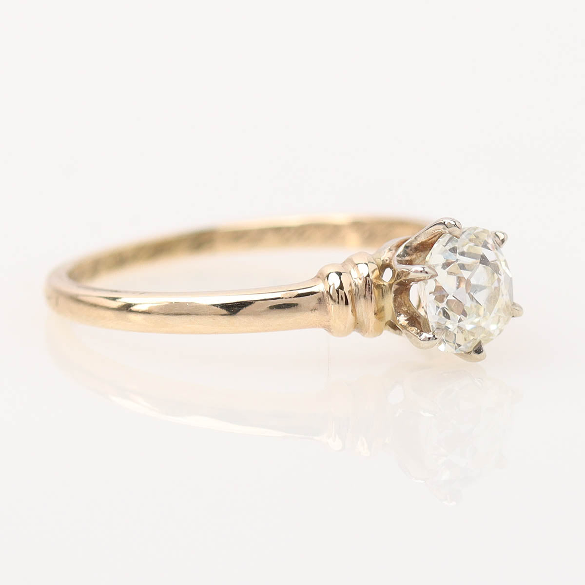 Art Déco Old Mine Cut Diamond and Yellow Gold Engagement Ring #R160204-04