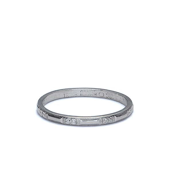 Vintage Platinum wedding band by Traub Jewelers. #VR0219-06 - Leigh Jay & Co