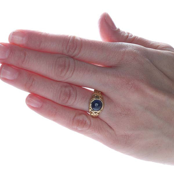 Art Nouveau Cabochon sapphire ring. #VR0414-04