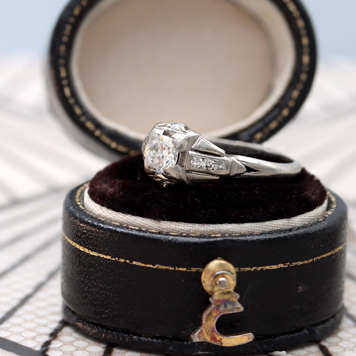 Art Déco Diamond Engagement Ring #VR160119-07 - Engagement Rings