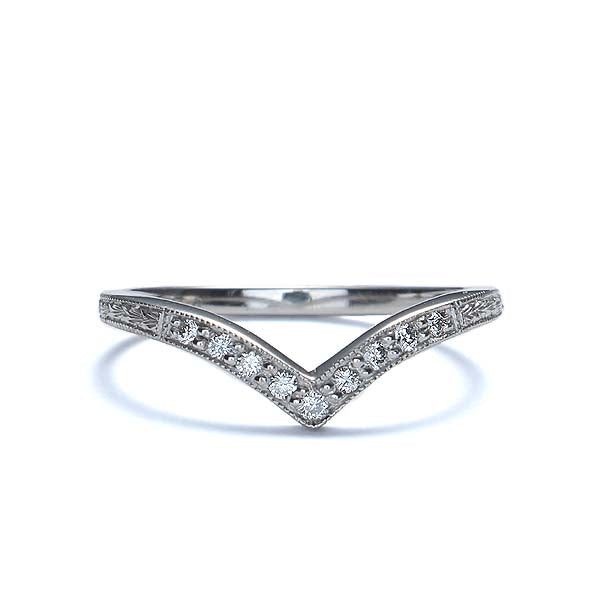 Contoured ’V’ wedding band. #L3354WB PLAT - Wedding Bands