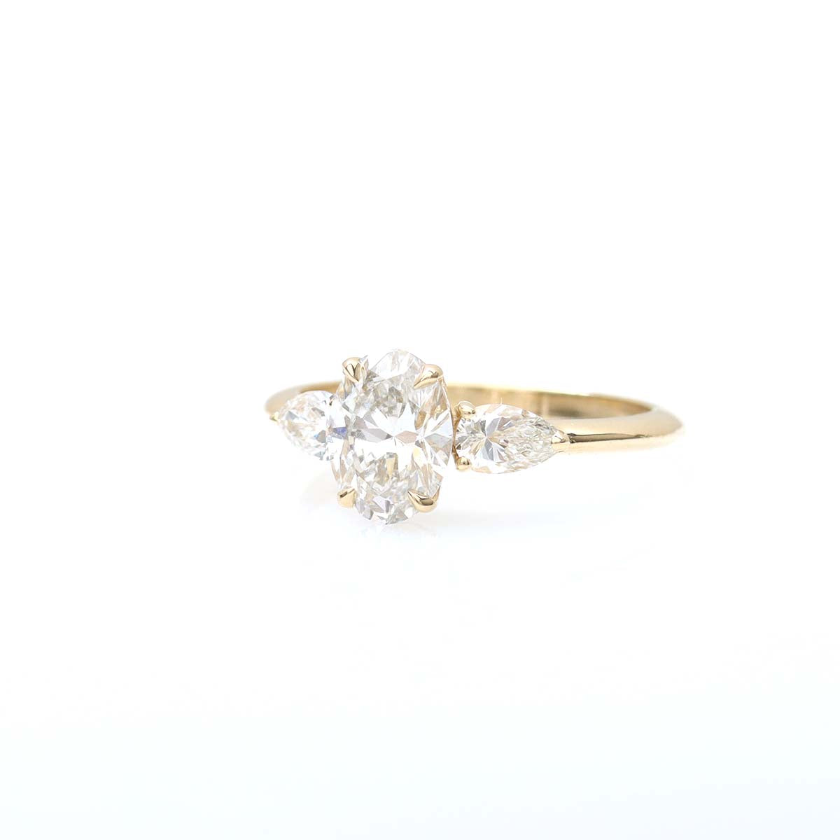 The Shelby Oval Three Stone Engagement Ring #3515-1