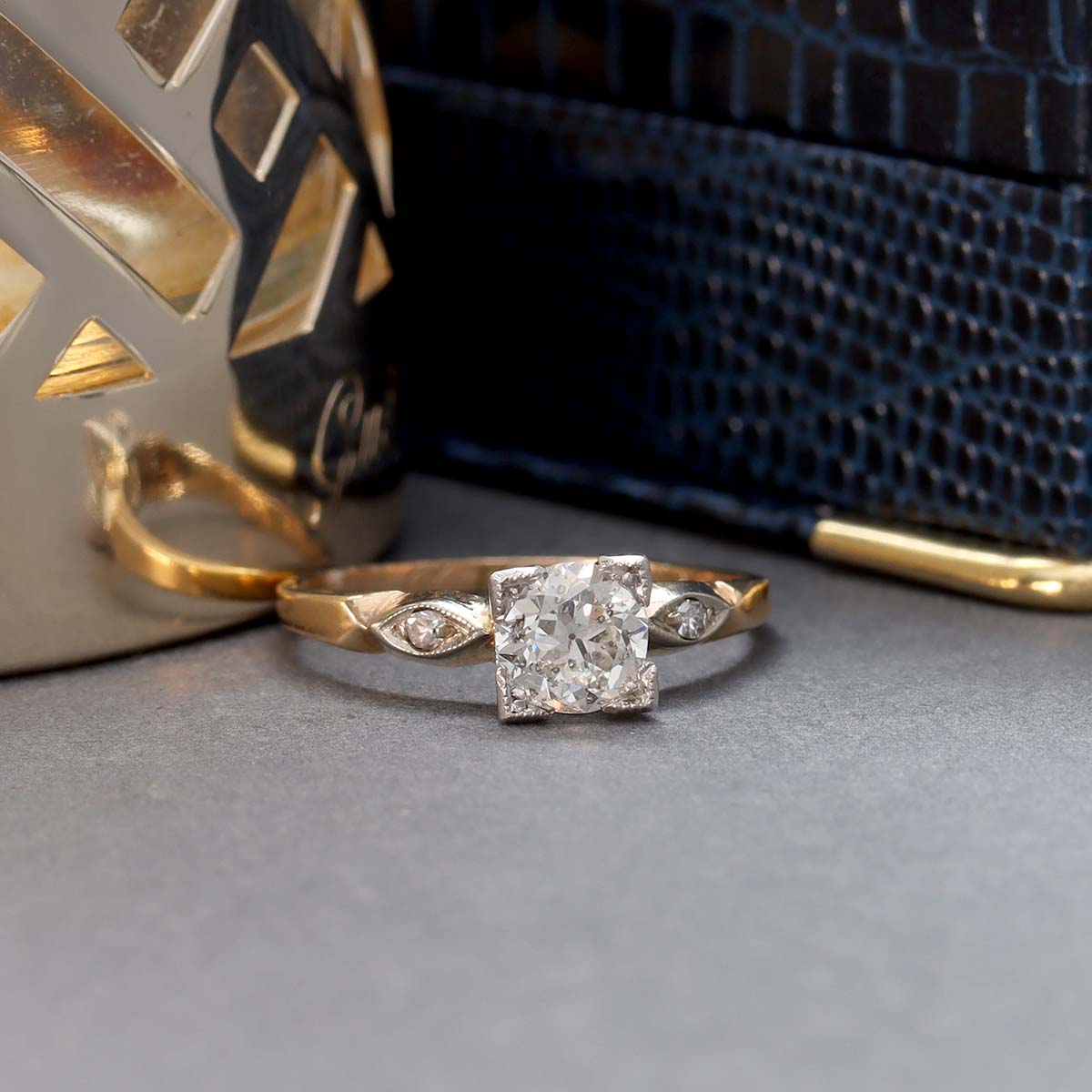Circa 1940s Diamond Engagement ring #VR503-03